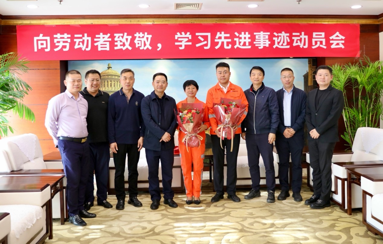 cce7ca67e22646f0ad7ef1ed645a87df.jpg cce7ca67e22646f0ad7ef1ed645a87df.jpg